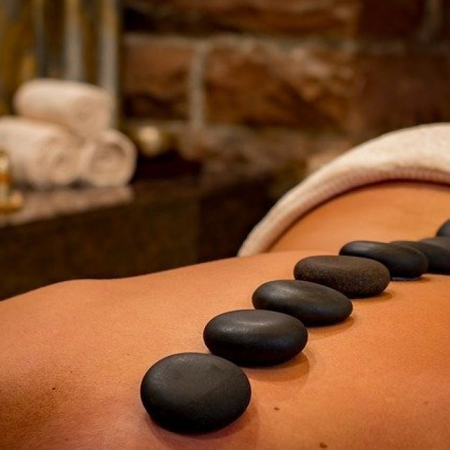 stone massage 2